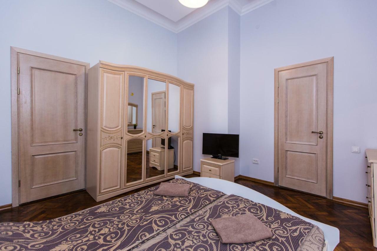 3 Rooms Apartments In The City Centr Liov Exterior foto